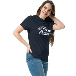 Printful Películas Y Personajes De Disney ·Toy Story^Camiseta Toy Story Pizza Planet Logo