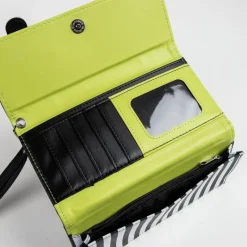 New Cartera Beetlejuice: Complemento Perfecto para Fans de Tim Burton Beetlejuice