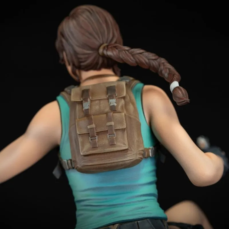 Dark Horse Descuentos Gaming^Estatua PVC Lara Croft Tomb Raider 24 cm
