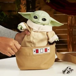 Hasbro The Mandalorian|Regalos Star Wars Por Personaje ^Figura Baby Yoda Grogu Animatrónico con Bolsa