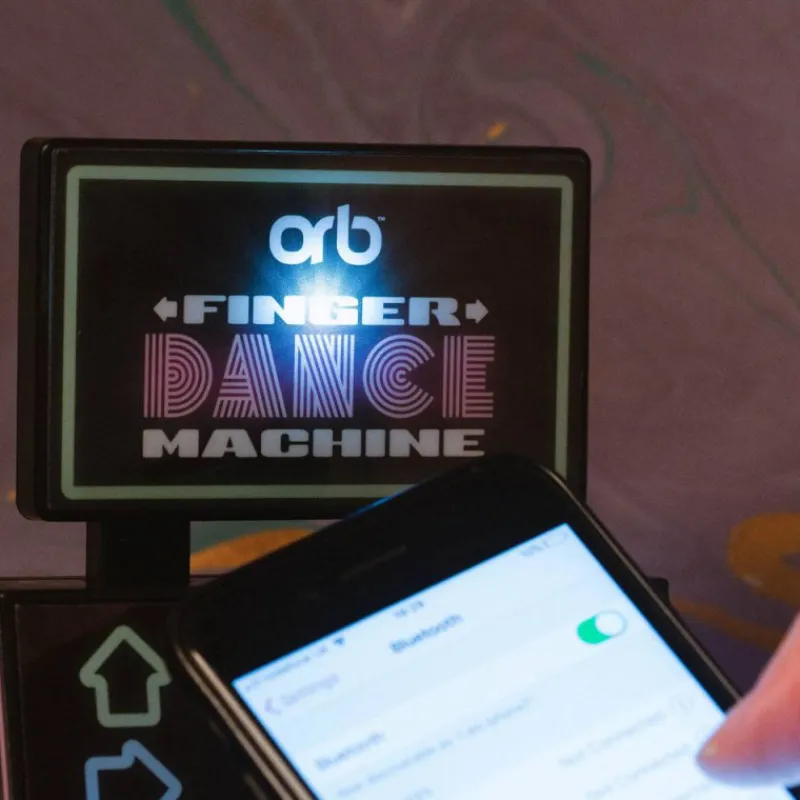 Online Mini Máquina de Baile Retrogaming Juguetes, Figuras Y Más Regalos Para Peques|Regalos Y Coleccionismo Para Gamers - Cosas De Videojuegos Míticos