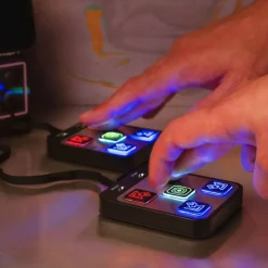 Online Mini Máquina de Baile Retrogaming Juguetes, Figuras Y Más Regalos Para Peques|Regalos Y Coleccionismo Para Gamers - Cosas De Videojuegos Míticos