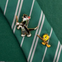 Sale Set 2 pins de Silvestre y Piolín en Hogwarts Slytherin